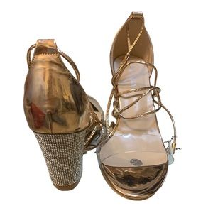 Lala Ikai Rose Gold Shiny Rhinestone Ankle Strap Chunky Heal Sz 38.5/8